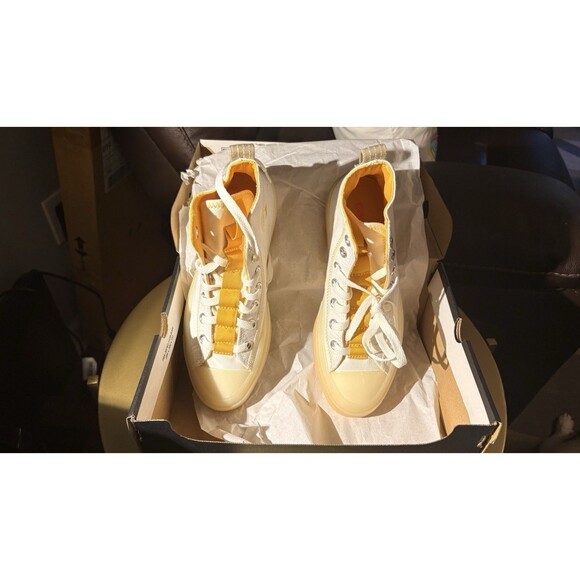 Converse Chuck Taylor All Star High-Top White With Translucent Toe And Sides New - Picture 8 of 11